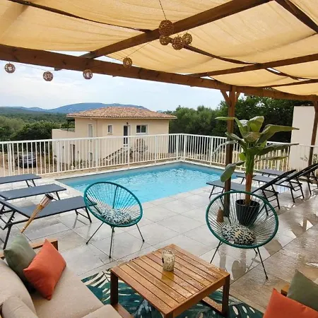 Dom wakacyjny Casa Lucia 100m2 Piscine Privee 10 Pers San Ciprianu Climatisee